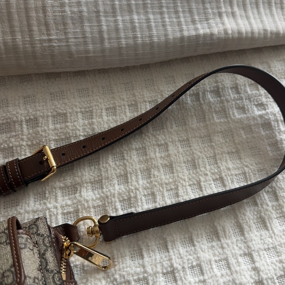 Gucci Belt Bag - Picture 4 of 4
